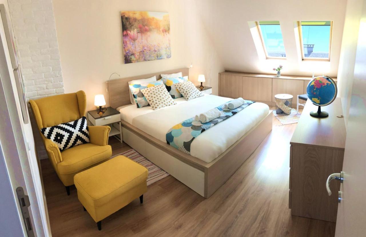 Unique Luxurious Jacuzzi Penthouse Duplex In City Center! 2 Baths! Free Parking! Sofia Ngoại thất bức ảnh